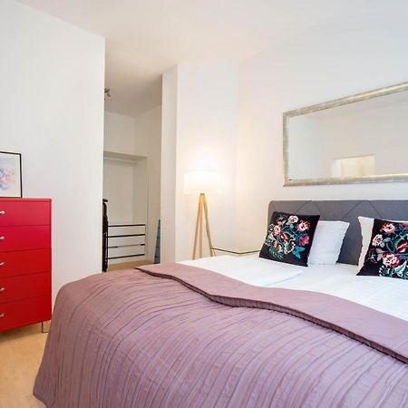 Victoria Altstadt Suites Дюселдорф Екстериор снимка