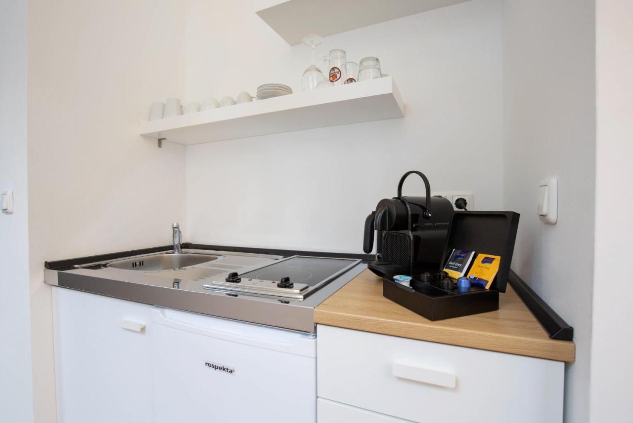Victoria Altstadt Suites Дюселдорф Екстериор снимка